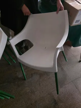 10 Sillas Terraza Blancas y Verdes