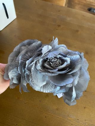 Diadema/tocado (marca BRUNA)