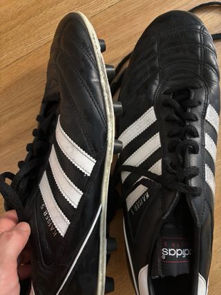Botines de futbol adidas