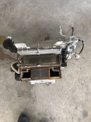 Mueble Calefacción Lexus IS200