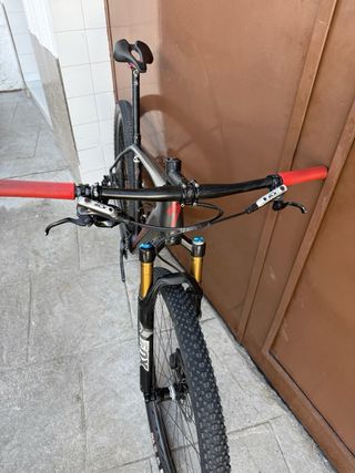 Bicicleta Specialized MTB carbono