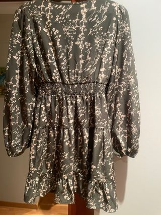 Vestido estampado floral verde talla M