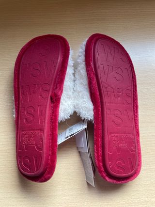 Zapatillas Snoopy nuevas