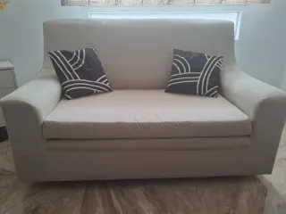 Sofá Cama Beige 2 Plazas
