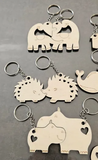 Portachiavi personalizzati San Valentino in legno