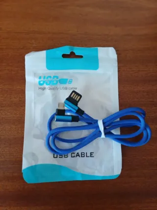 Cables USB a Tipo C y a MicroUSB tipo cordón