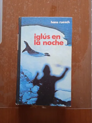 Iglús en la noche