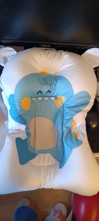 Cojín reductor para bañera de bebé