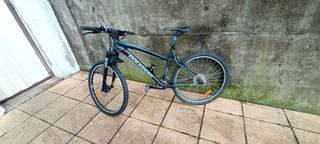 Bicicleta Rockrider RR52 Negra