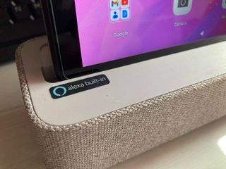 Tablet Lenovo M10 HD + Altavoz Alexa