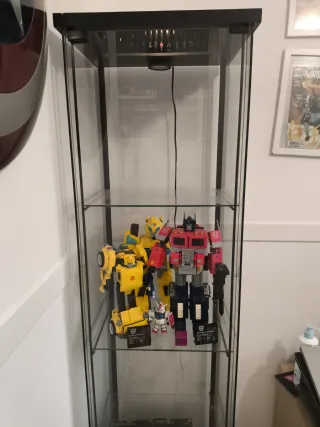 Vitrina Ikea Detolf Negra con Luz