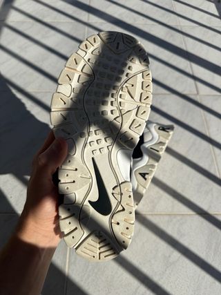 Nike Air More Uptempo - 39