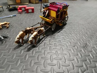 Lote Oeste Playmobil: Fuerte y Figuras