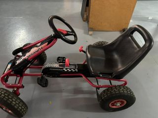 Coche de pedales infantil FORMULAE 01