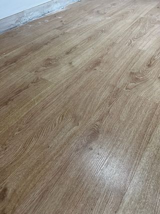 70 m2 de Tarima flotante imitación madera