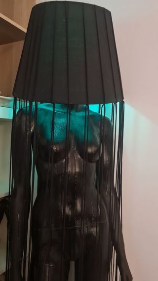 Lámpara de pie artesanal única