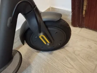 Xiaomi Mi Electric Scooter M365