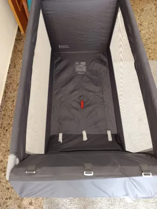 Cuna de viaje plegable