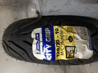 Neumático Moto Michelin