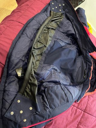 Chaqueta deportiva impermeable