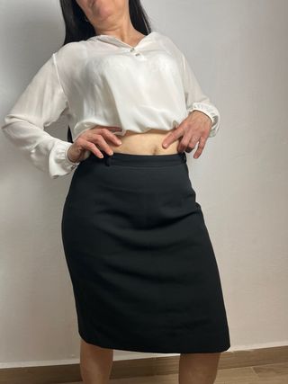 Falda lápiz negra