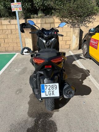 Yamaha Xmax 400 ABS Tech Max 2020 + manta termica