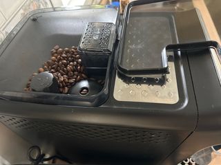 Cafetera Philips 5400 Series LatteGo