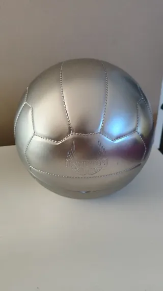 Estuche Invictus Paco Rabanne Balón