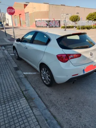 Alfa Romeo Giulietta 2.0 150cv Noviembre de 2015