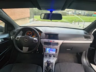 Opel Astra 2007