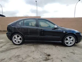 SEAT Leon 2004