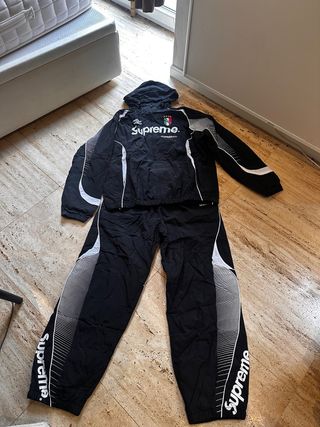 Chándal Supreme x Umbro Negro Chaqueta + Pantalón