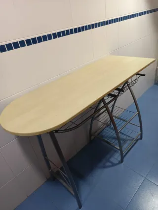 Mesa de cocina madera y metal
