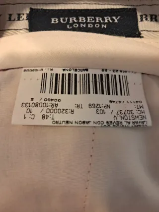 Pantalón Burberry Rojo Baggy Talla XXL
