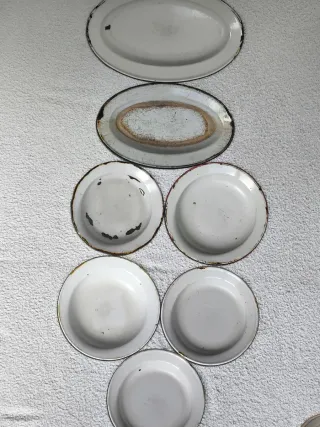 7 ANTICHI PIATTI IN PORCELLANA PER DECORAZIONE TEATRO