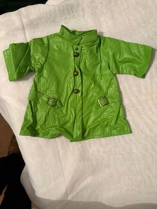 Impermeable Muñeca Antigua Verde