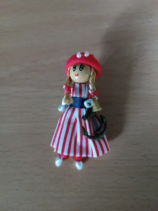 Broche Muñeca Marinera Artesanal