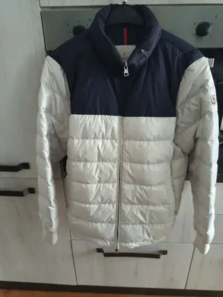 Giubbotto Moncler donna tg.3 Corrisponde ad una M