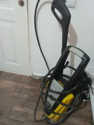 Hidrolimpiadora Krüger Amarilla