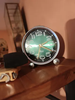 Reloj despertador antiguo Antonio Liron