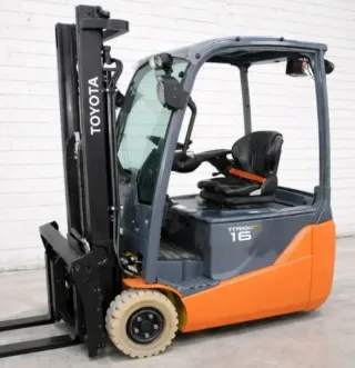 Carretilla Elevadora Eléctrica Toyota