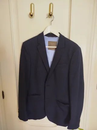 Pack traje: chaqueta + camisa + pantalón