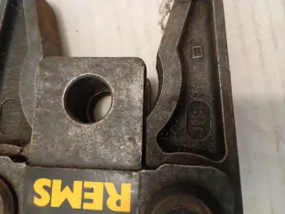 ganascia pinzatrice rems U18