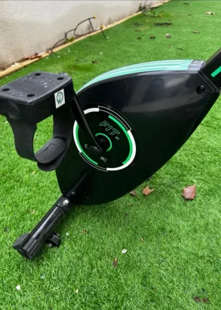 Bici Estática Cecotec Negra y Verde