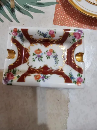 Posacenere in ceramica decorato