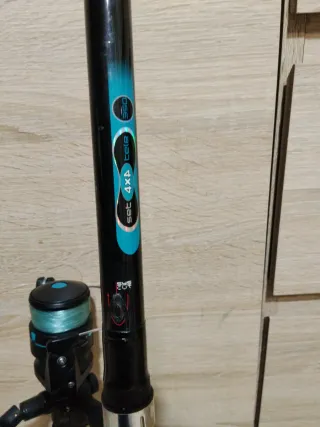 Caña de pescar Caperlan con carrete