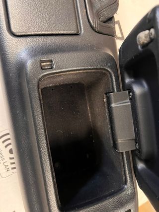 Consola Central Lexus IS200