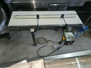 Línea Inox MONOFÁSICA: Mesa Ø120 + Cinta 150x