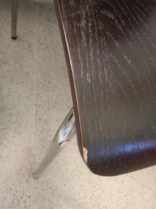 Sillas madera y metal negras Total 2 unidades .