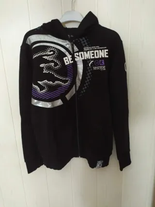 4 chaquetas con capucha T 14-16 años